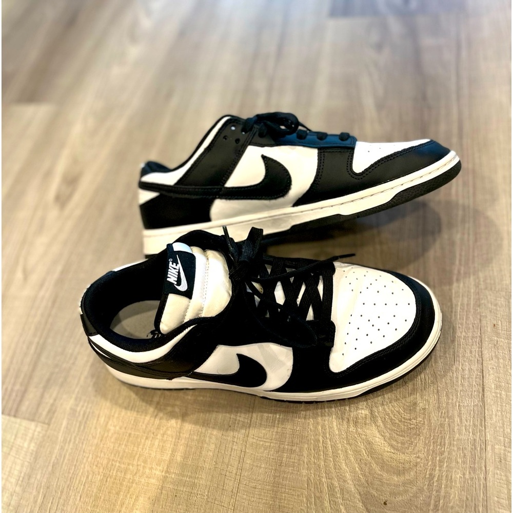 Nike Dunk lows. Pandas. Size 11